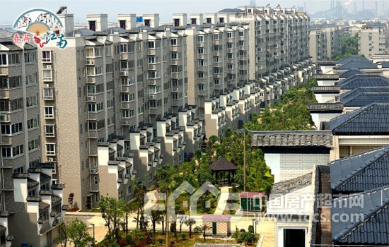春满江南的入户门有智能门锁吗 湘潭房产超市